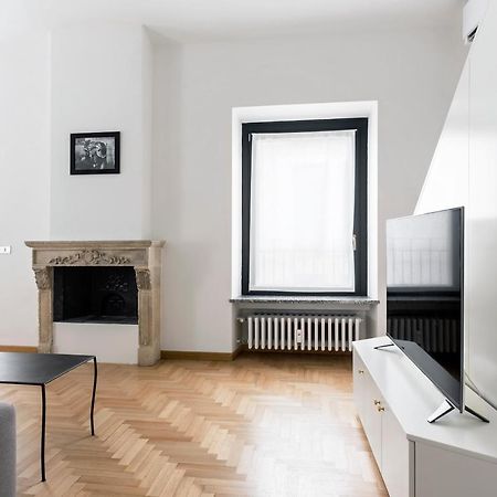 Living Brera, A Unique Experience - Vicolo Fiori Apartment Milan Exterior photo
